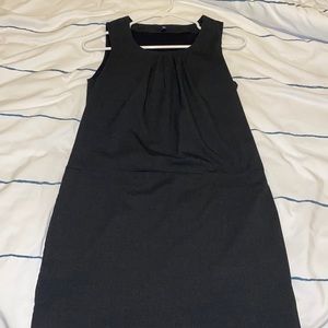 Gap grey sleeveless shift dress